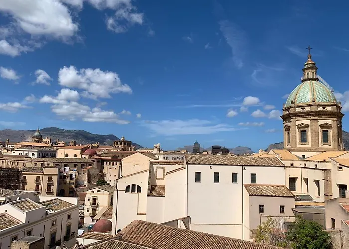 Sopra I Tetti Di Ballaro